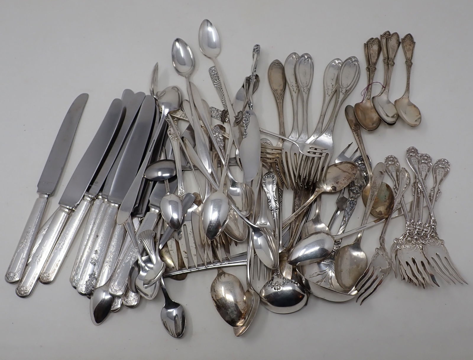 Silverplate & Misc Flatware (1 of 4)