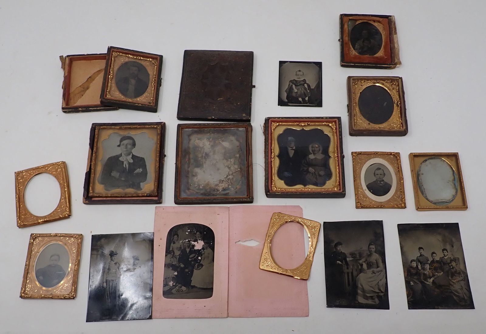 Tin Type Photos & Case Parts (1 of 8)