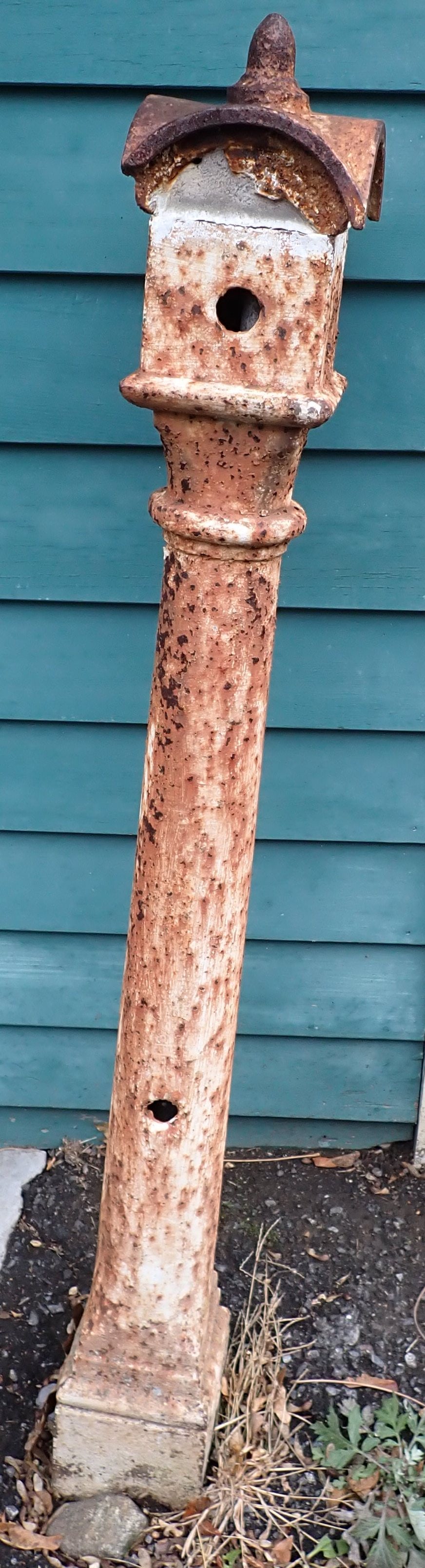 Cast Iron Hitch Post (1 of 7)