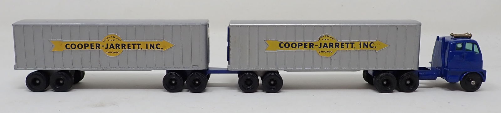 Lesney Hendrickson Tractor Trailer Major Pack No. 9: Truck w/ Cooper Jarret Trailers . Approx 11 1/8" long