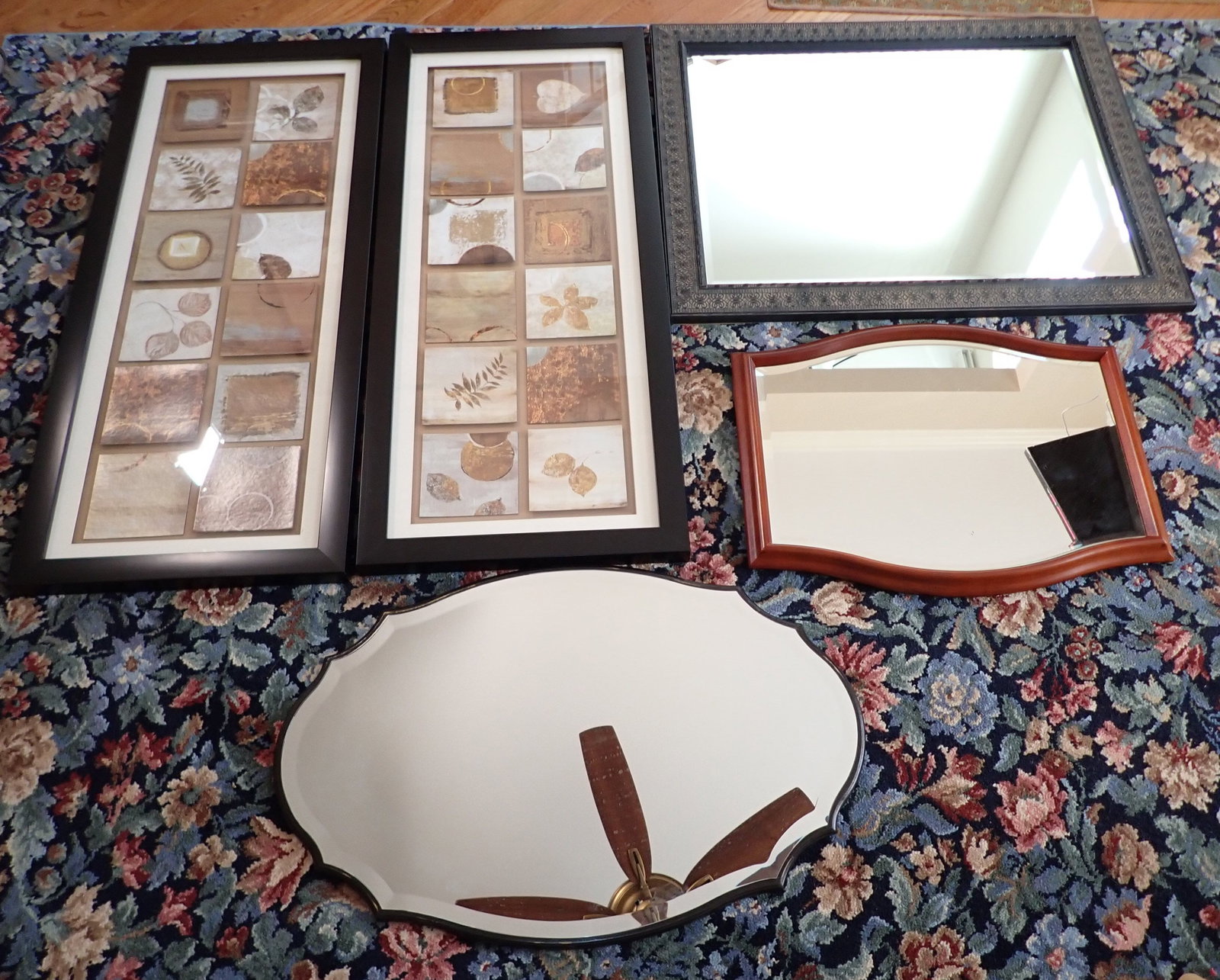 Decorator Mirrors & Prints (1 of 5)