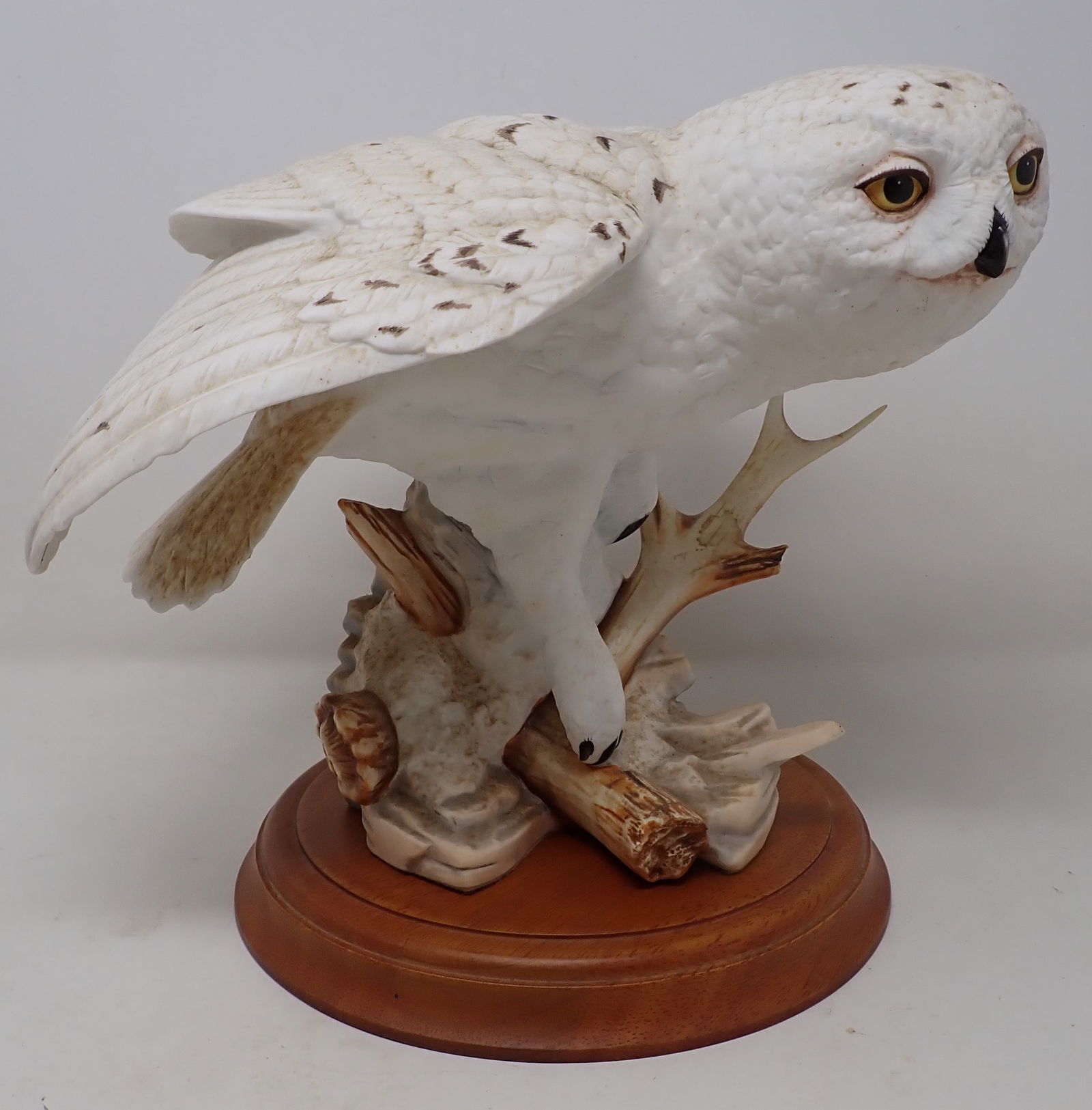 Frankin Mint Snowy Owl Lamp By Raymond Watson, 65cm Frankin Mint Snowy Owl Lamp By Raymond Watson, 65cm
