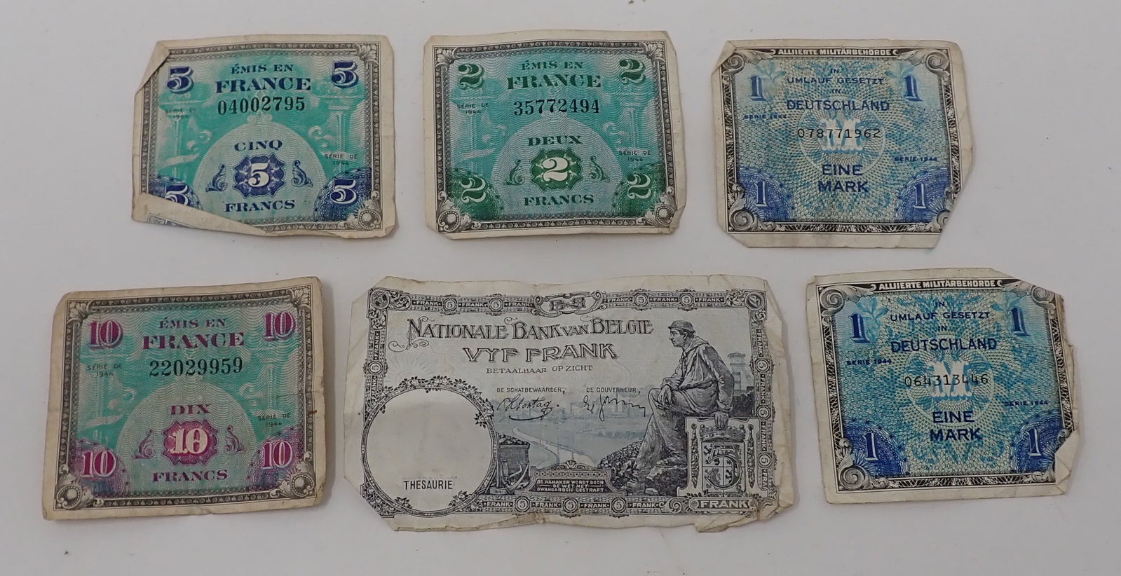 French / Foreign Paper Money: Getting all pictured
