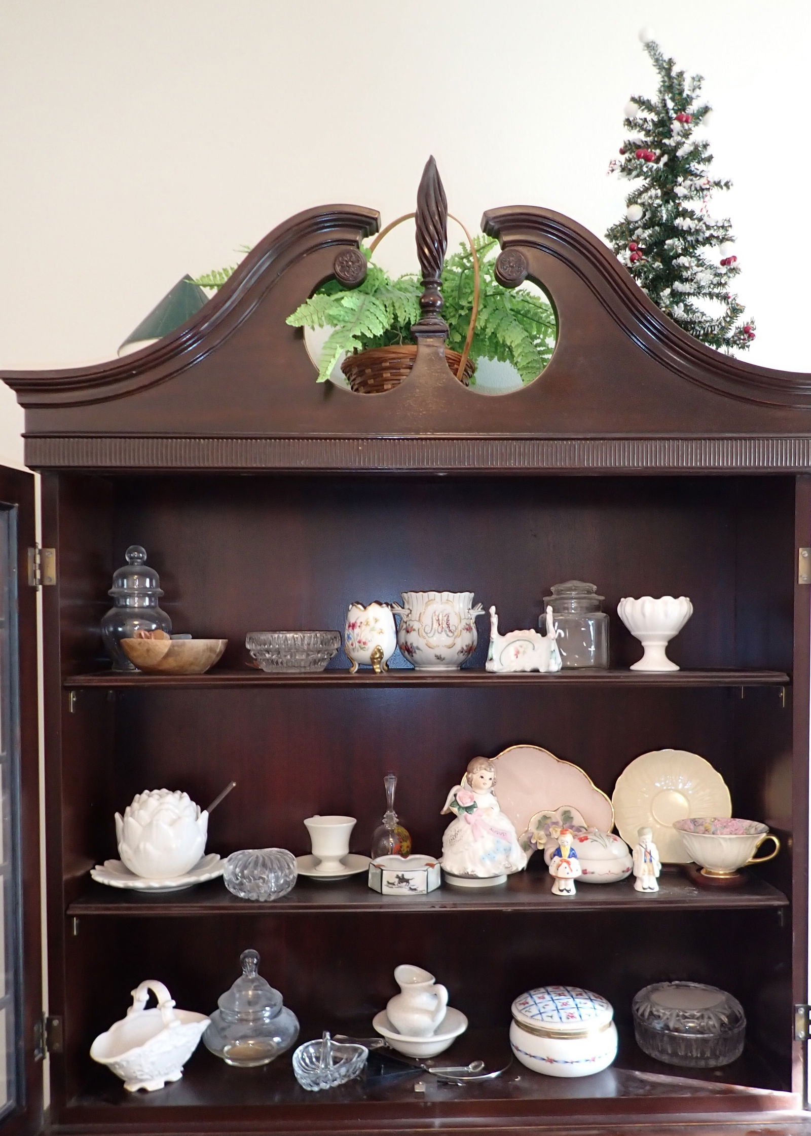 Lefton China & Misc: Lot includes all pictured in and on top of secretary desk. Buyer to pick up and remove BEFORE 1pm. NO SHIPPING & must take all.