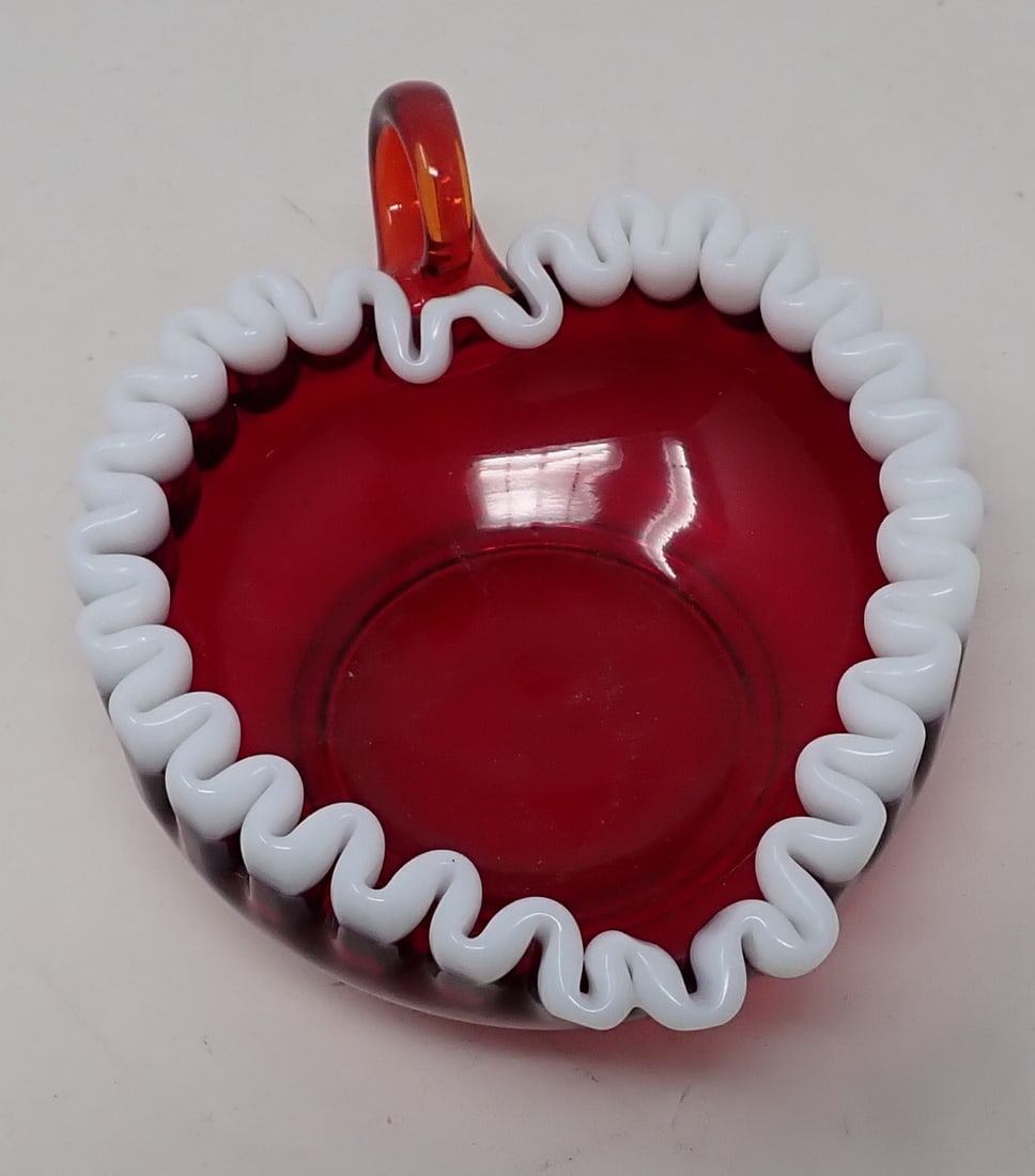 Fenton Heart Candy Dish (1 of 4)
