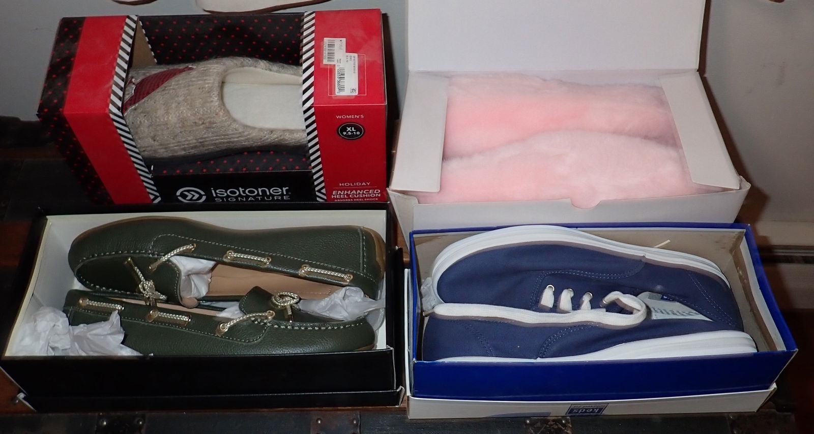 Womens Shoes & Slippers: Sizes 9, 9 1/2, & 10