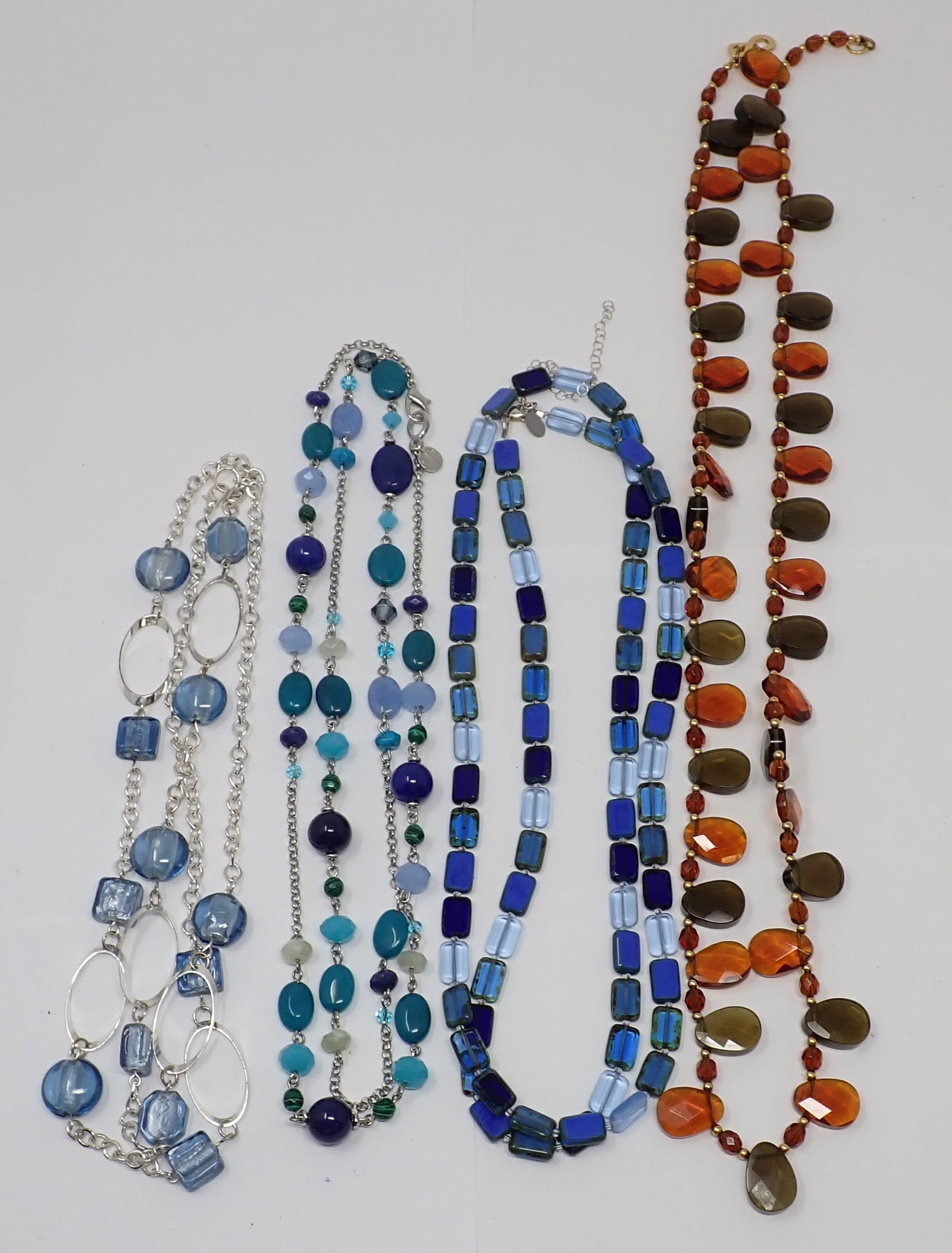4 Fashion Glass Beaded Necklaces (1 of 3)