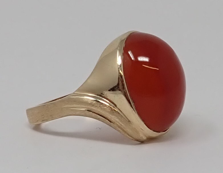 Carnelian and Gold Ring (1 of 6)