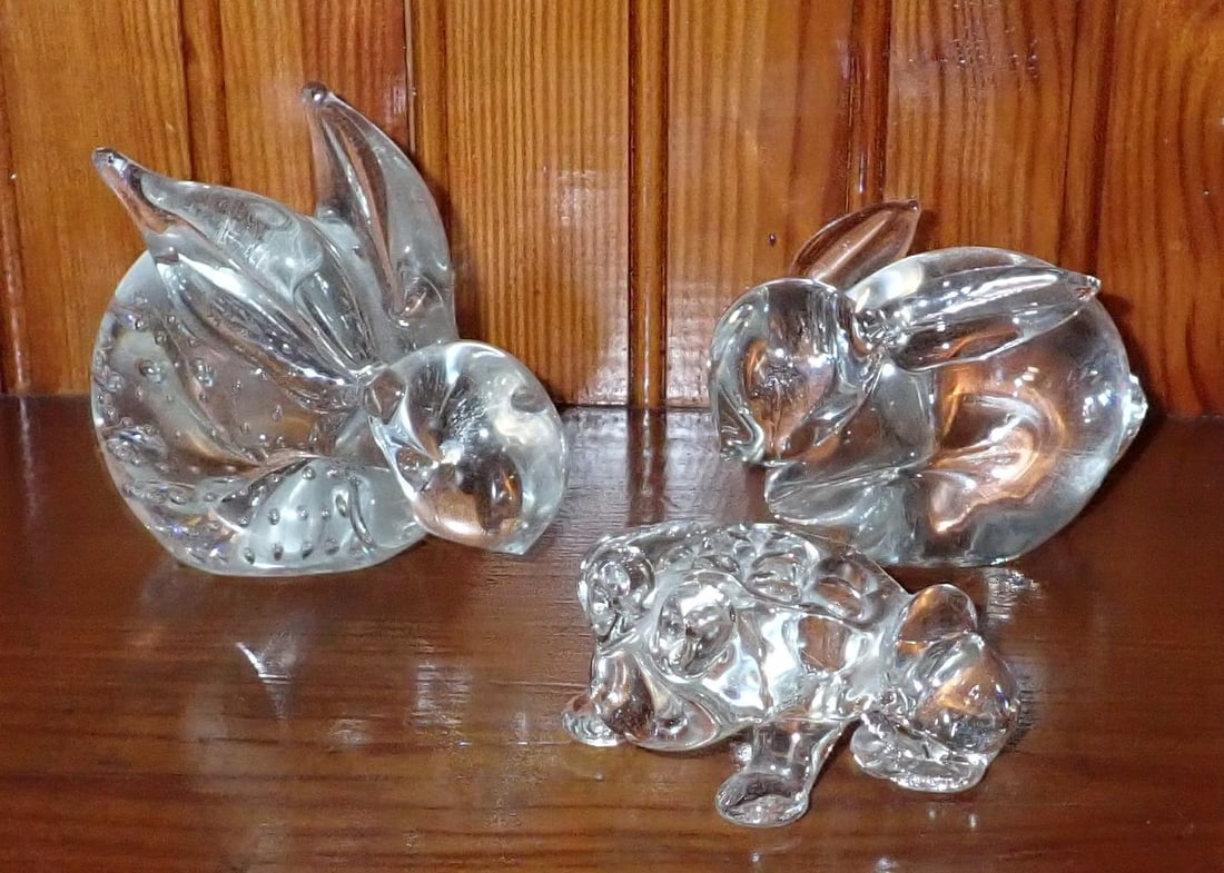 Glass Rabbits and Frog Paperweights: Tallest is apprx 3 1/4"