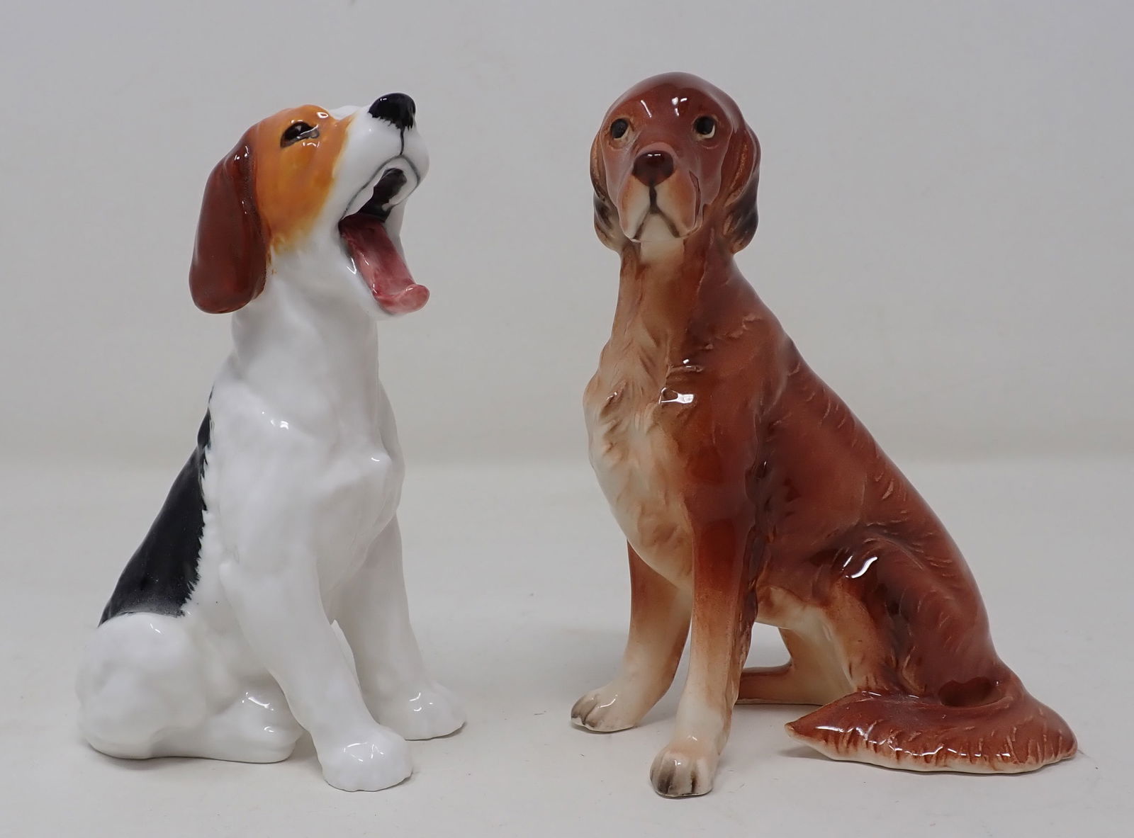 2 Dog Figurines incl Royal Doulton (1 of 2)