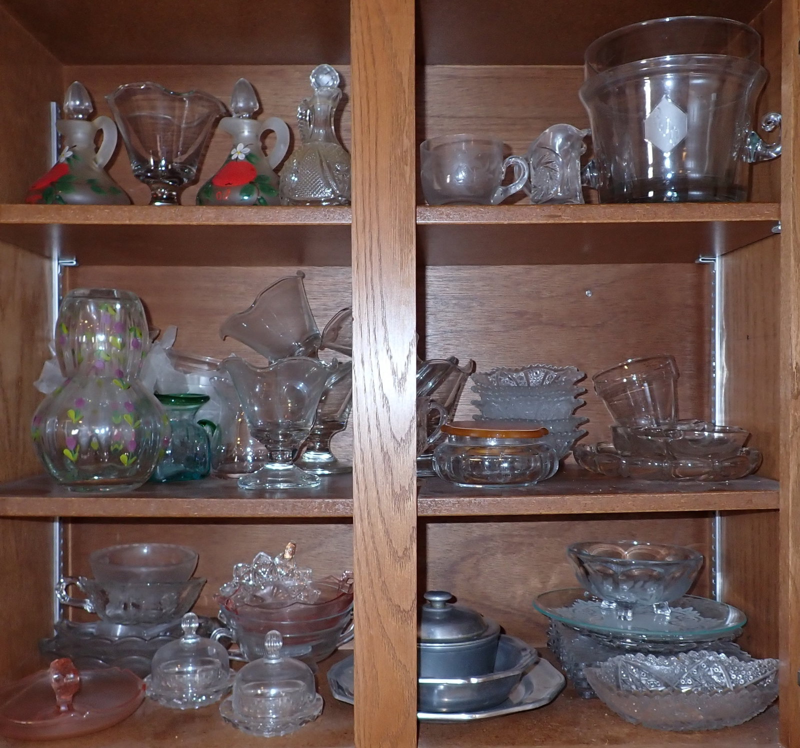 Antique & Vintage Glassware Aluminum Ware: Take what you want and leave the rest. No shipping !