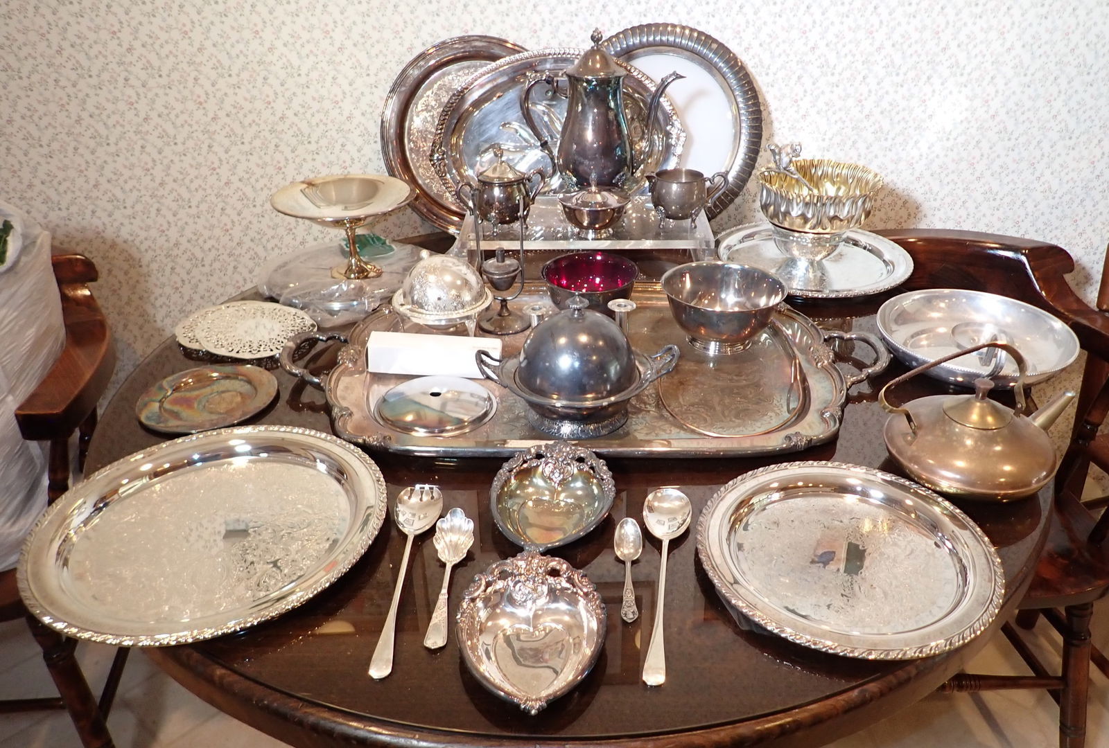 Silverplate Aluminum ware & Misc (1 of 8)