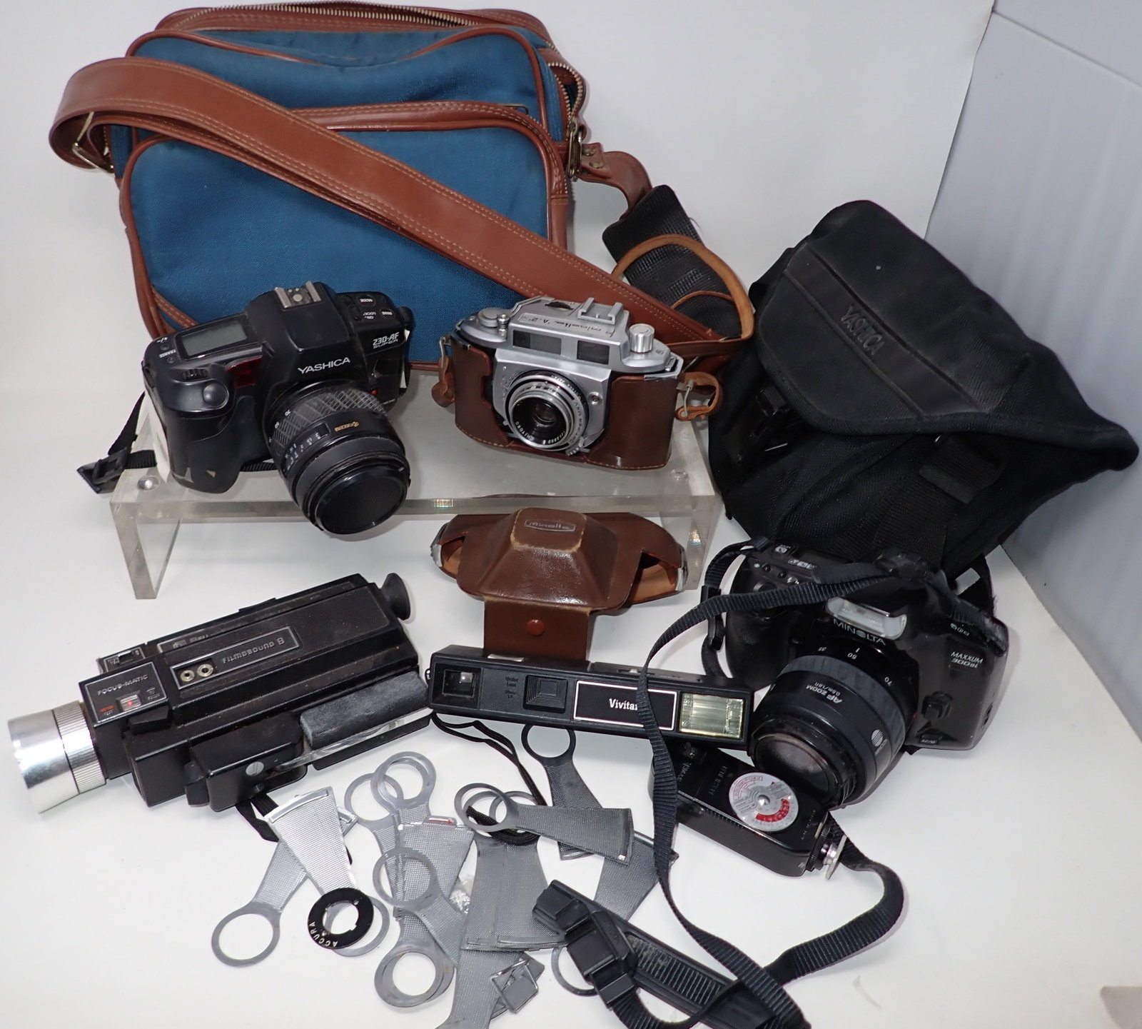 Yashica Minolta Cameras: Getting all pictured