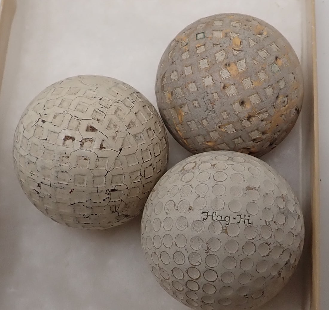 3 Antique / Vintage Golf Balls (1 of 1)
