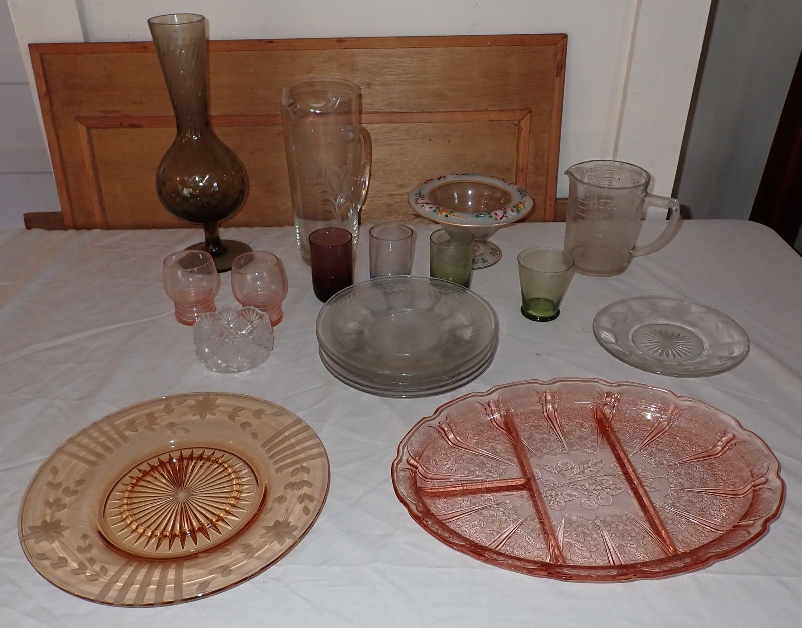 Depression & Misc Glassware (1 of 5)