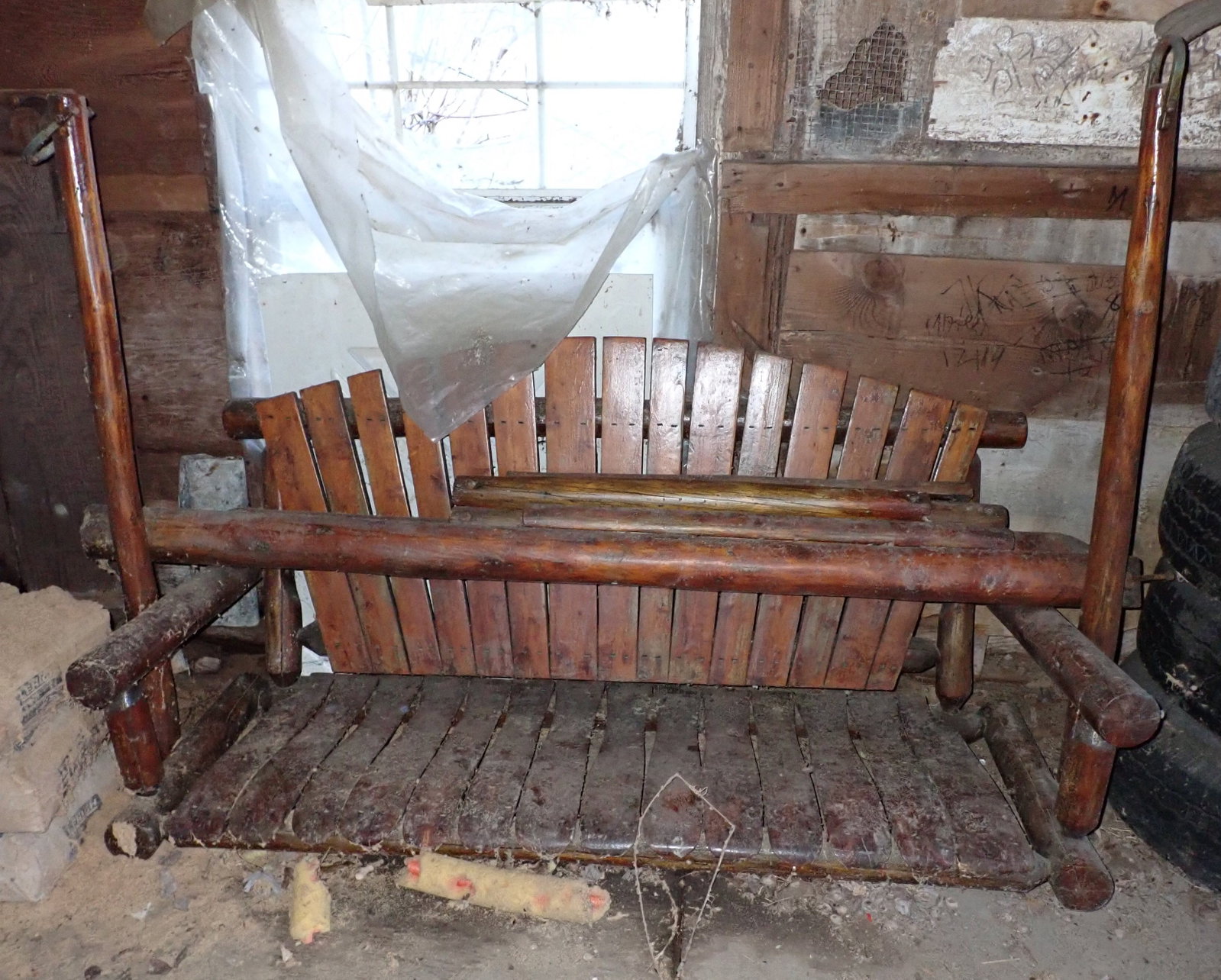 Adirondak Swing: Apprx 66" long. If snow is on the ground by pick up day, we will not have a path shoveled to shed. Bring help to remove. Located in far back yard ! No shipping