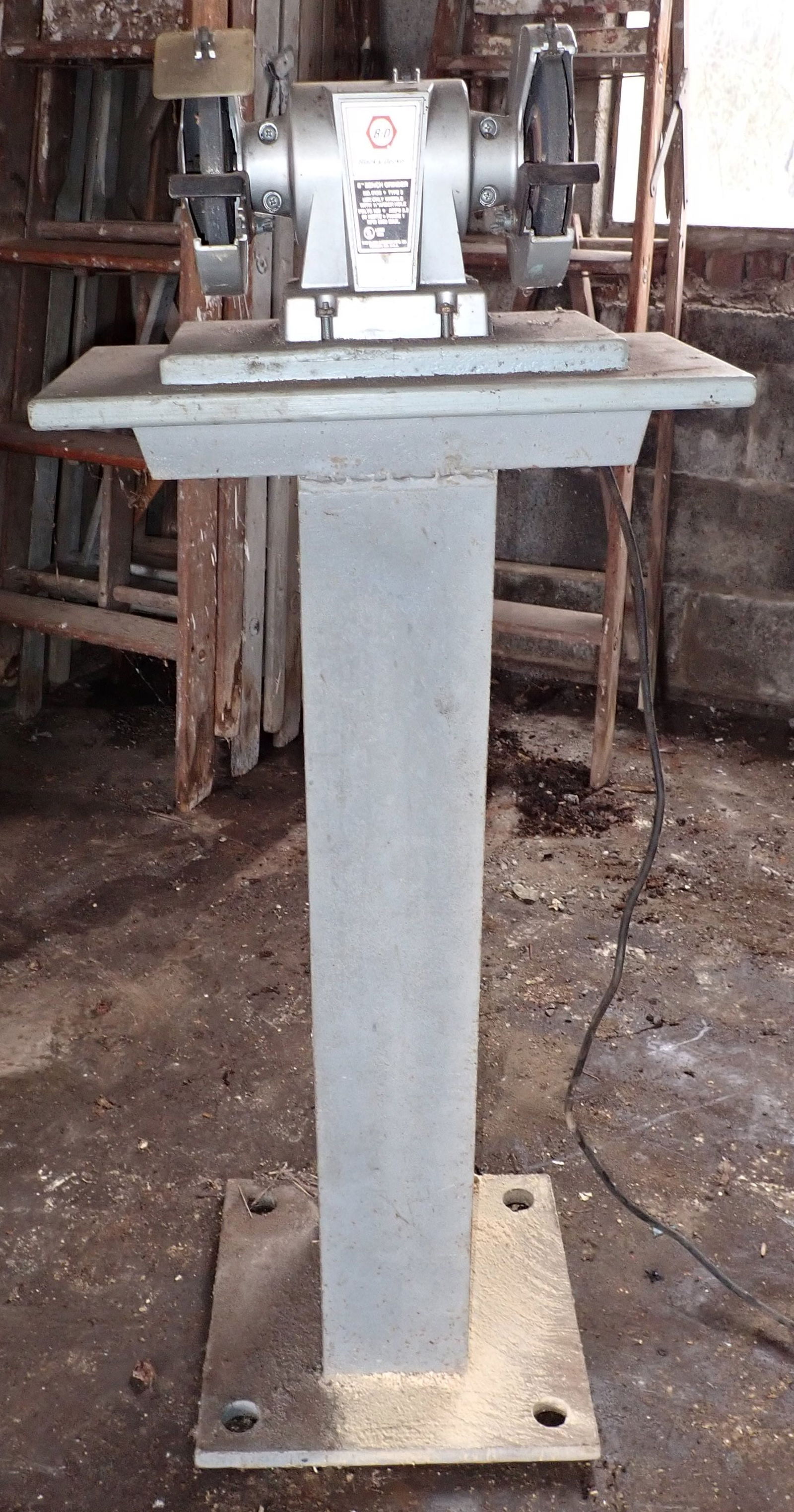 Black & Decker 5" Bench Grinder (1 of 2)