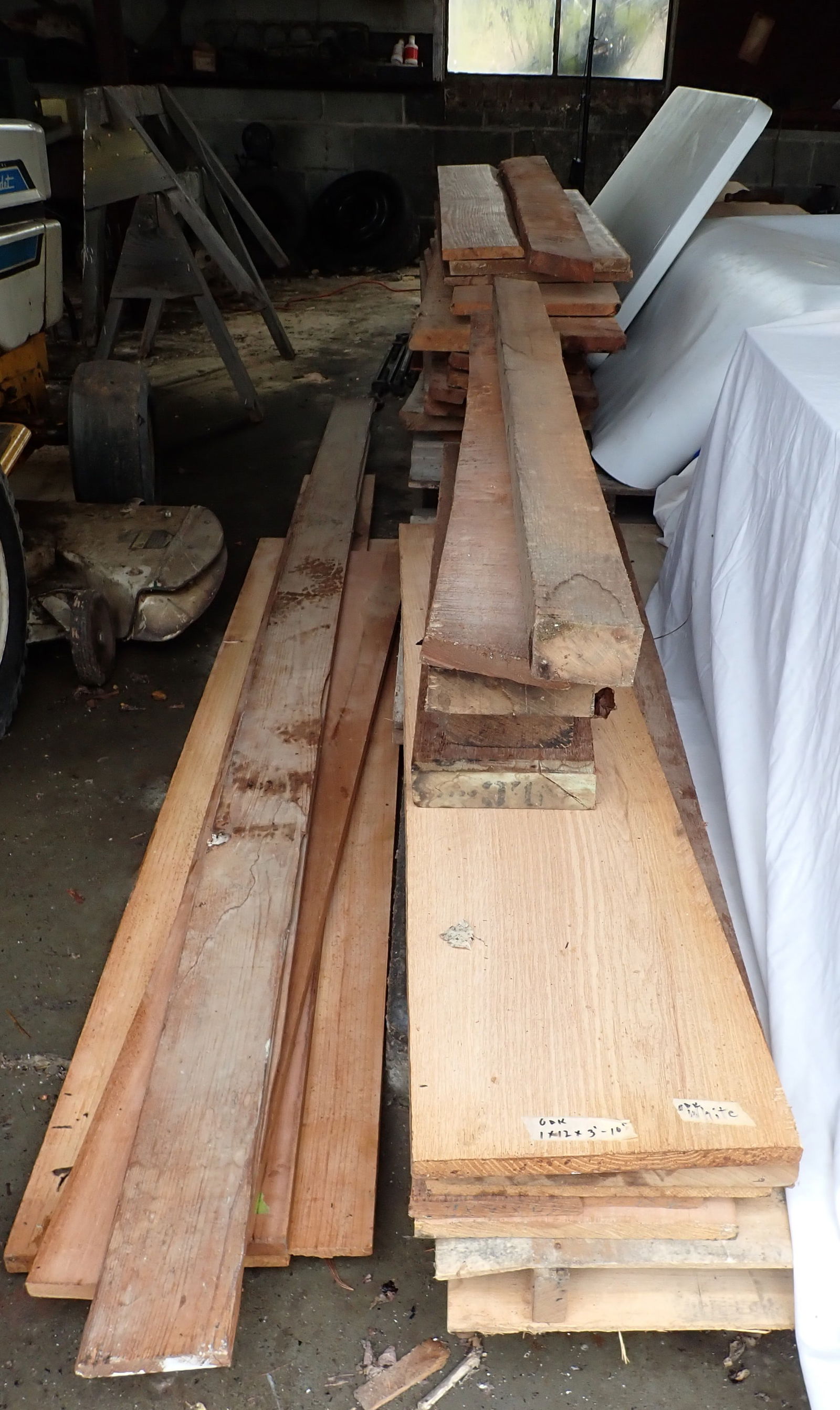 Lot of Misc Lumber (1 of 9)