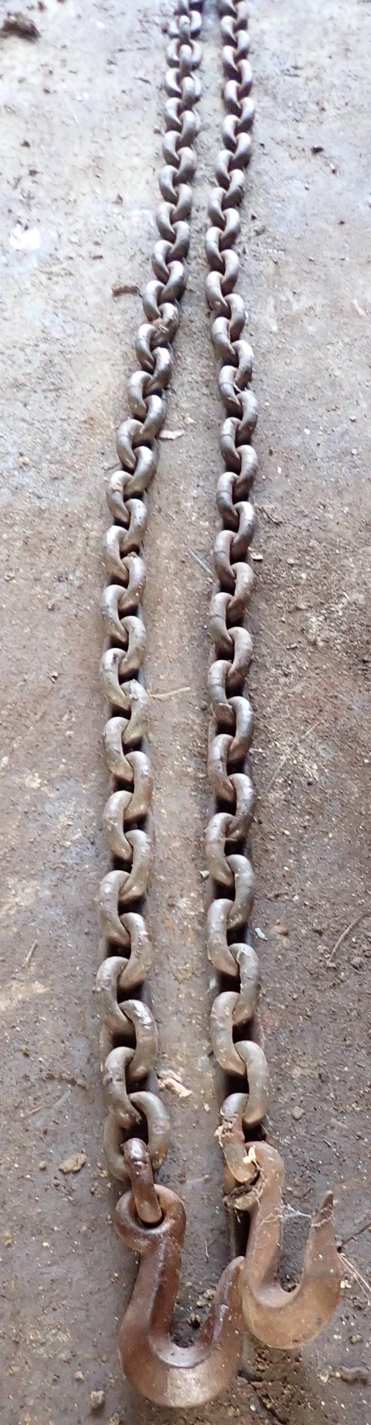 1/2" Logging Chain 15' Long: Apprx 15' long. NO SHIPPING