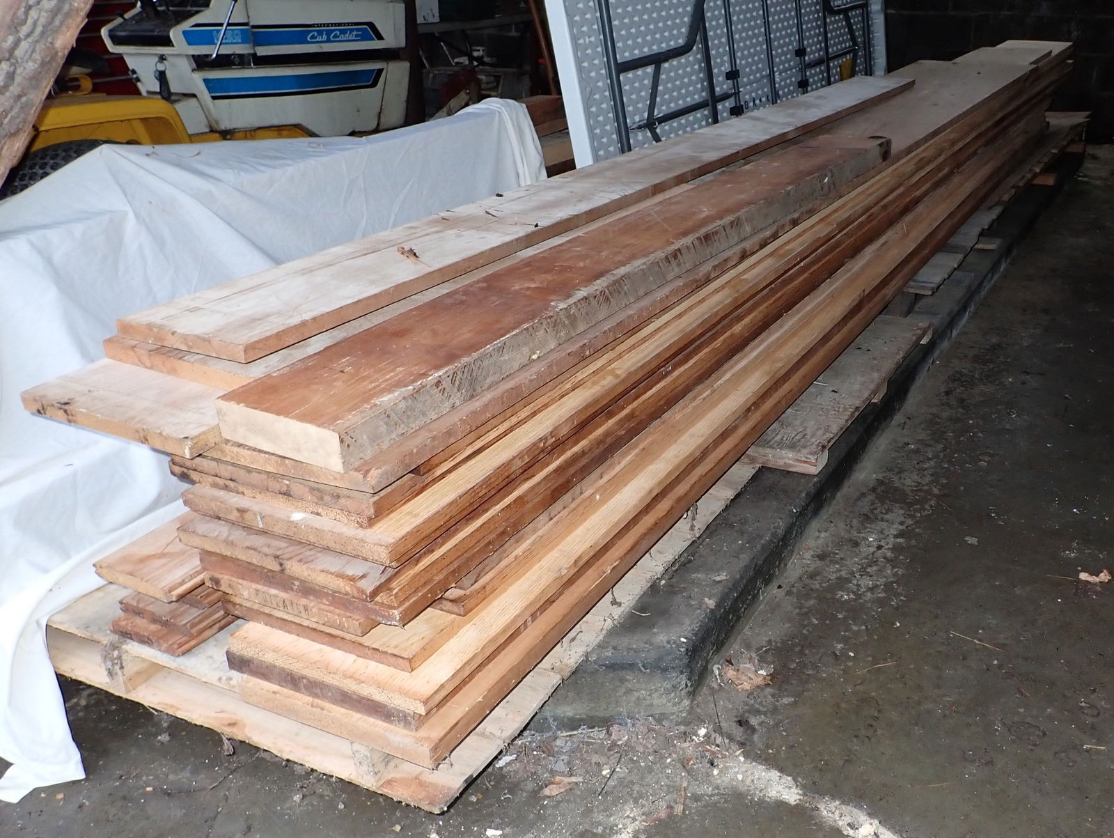 Lot of Misc Lumber (1 of 3)