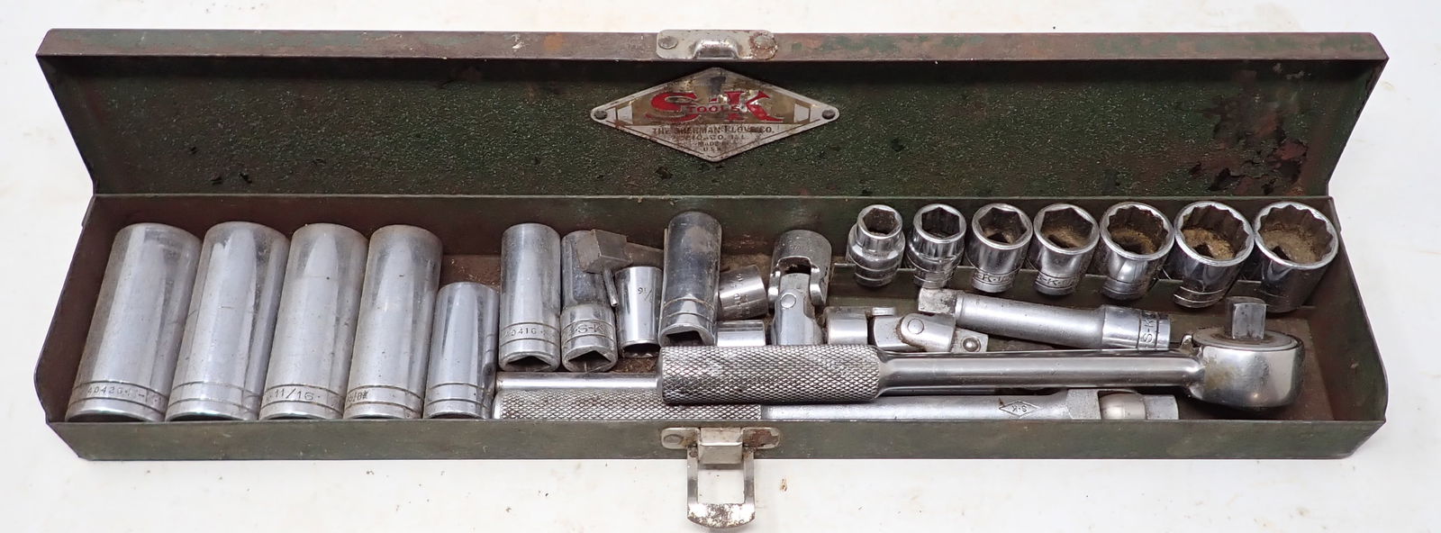 SK 3/8" Drive Rachet & Sockets (1 of 5)