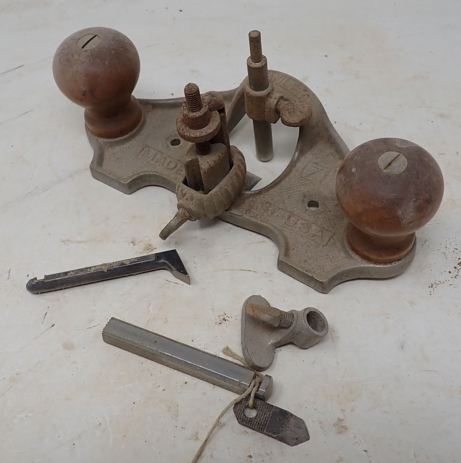 Stanley No. 71 Router Plane (1 of 3)
