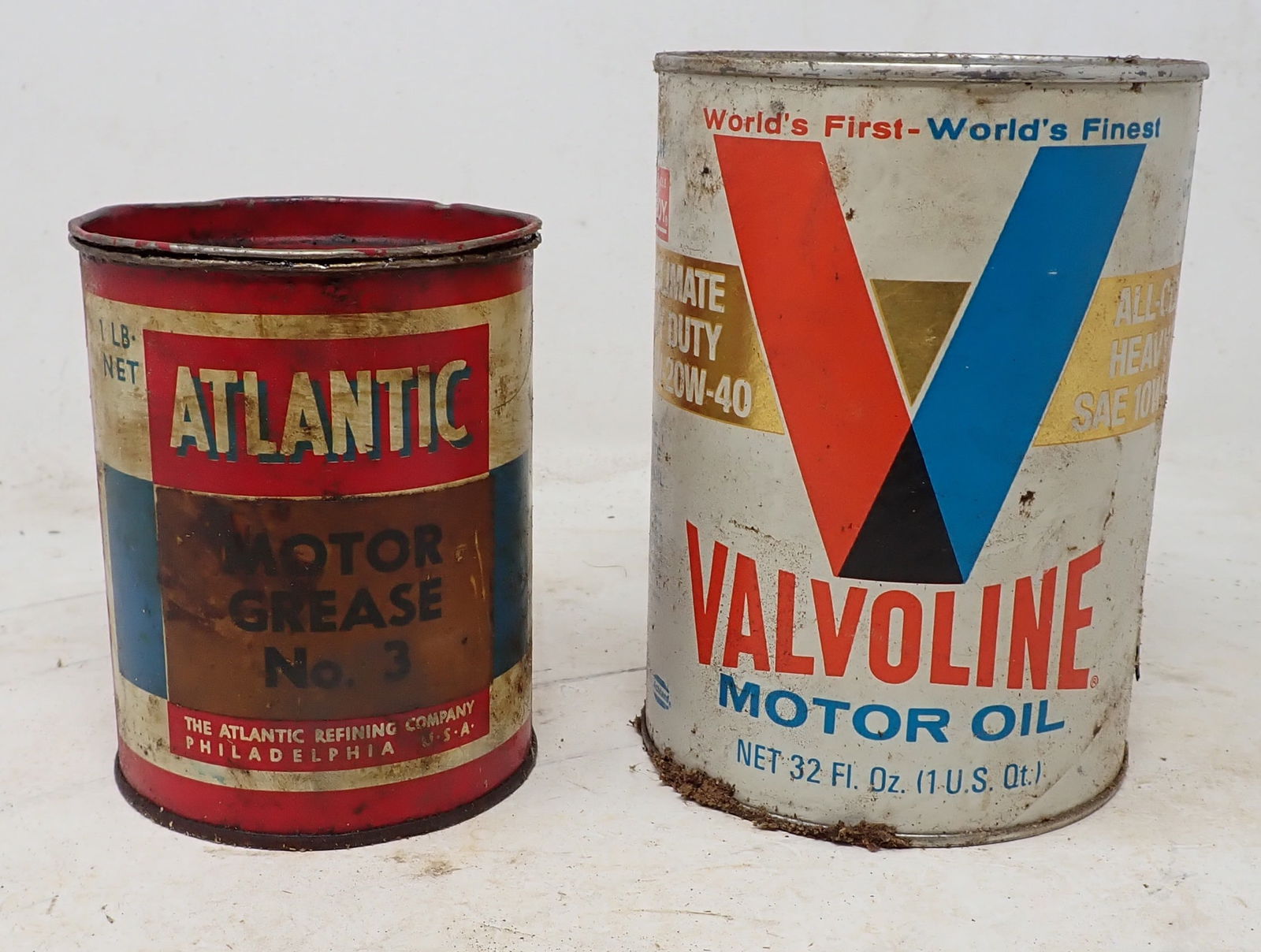 Valvoline Oil Atlantic Grease Cans Auction