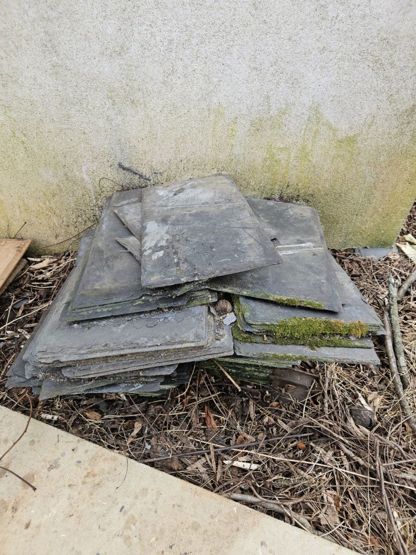 Roof Slate: No shipping