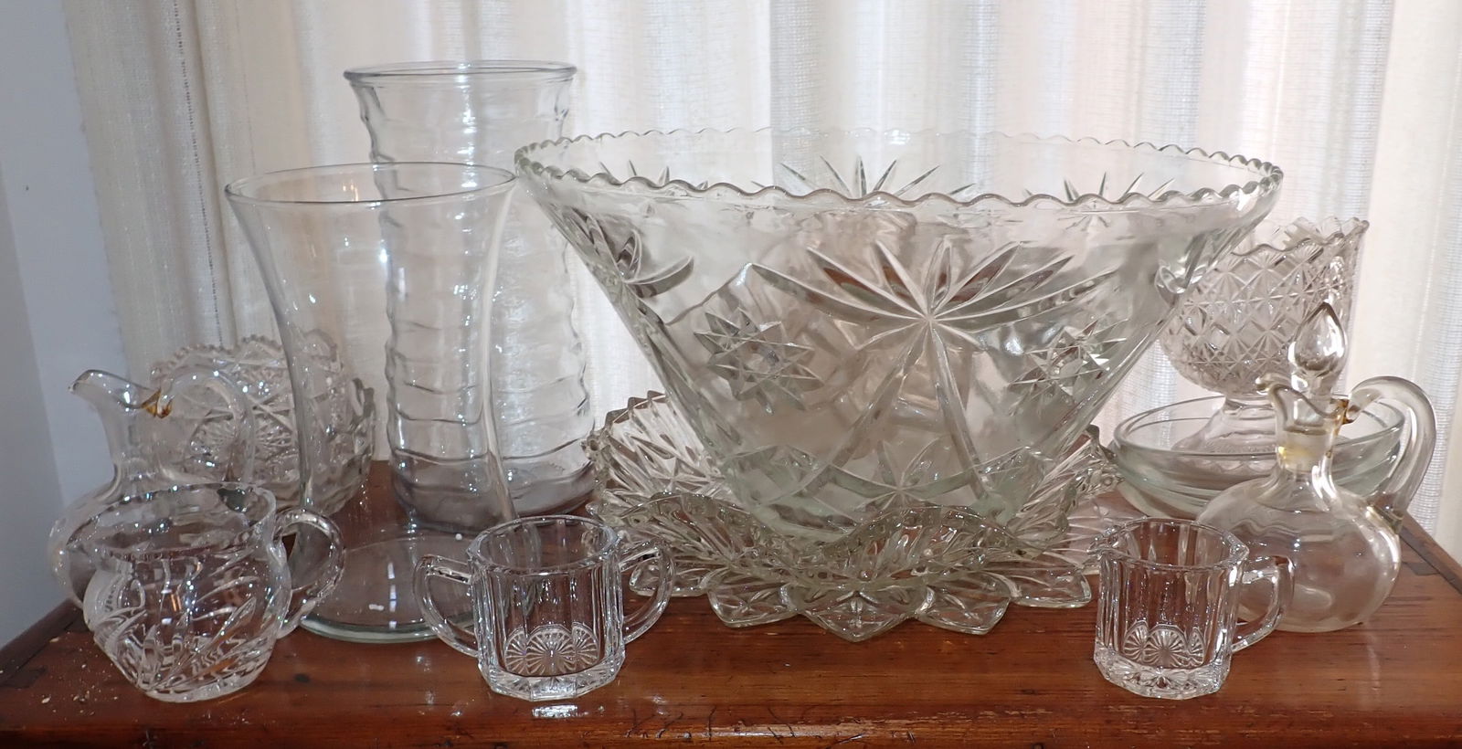 Punch Bowl Misc Glassware & Crystal (1 of 4)