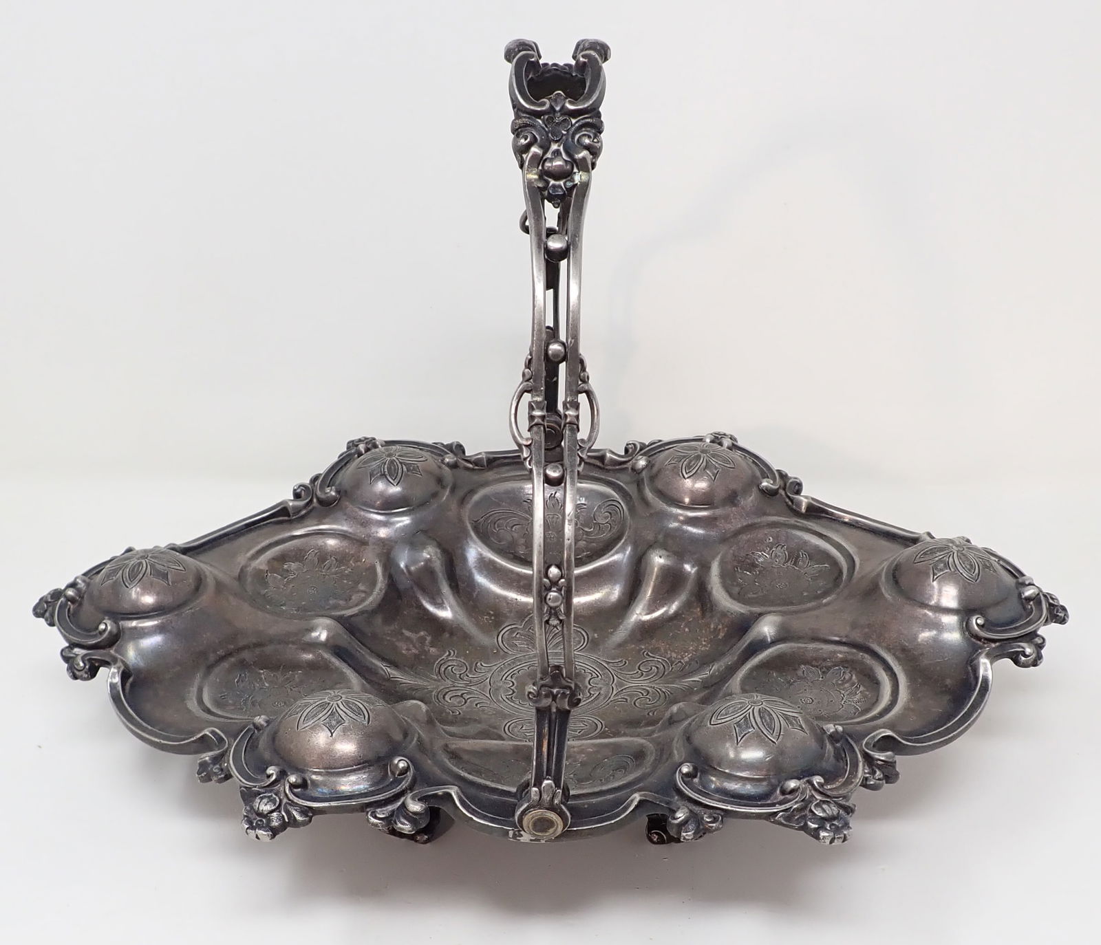 Redfield & Rice Silverplate Brides Basket (1 of 7)