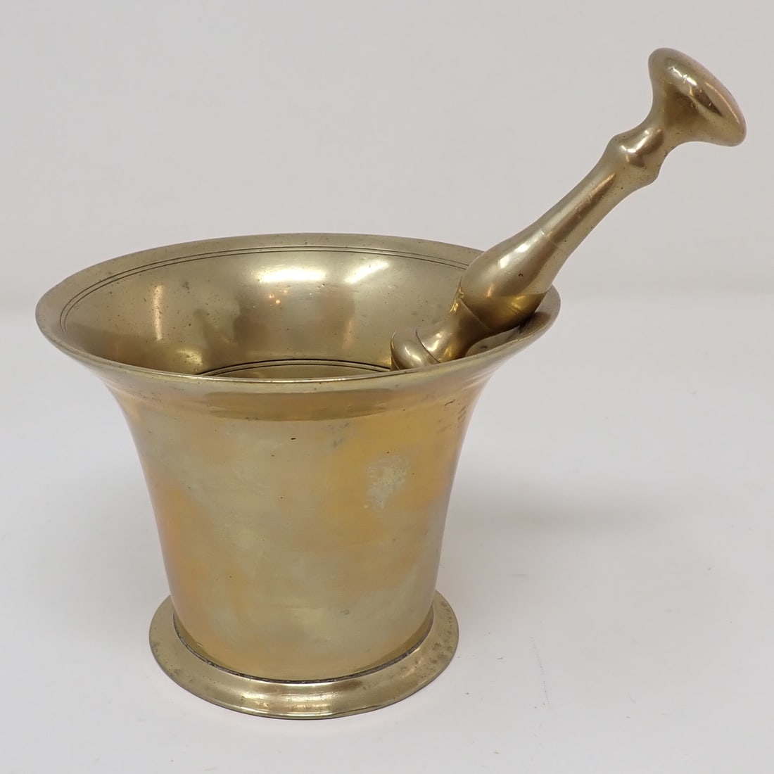 Brass Mortar & Pestle: Mortar is approx 4 1/2" in diameter and 3 1/2" tall.