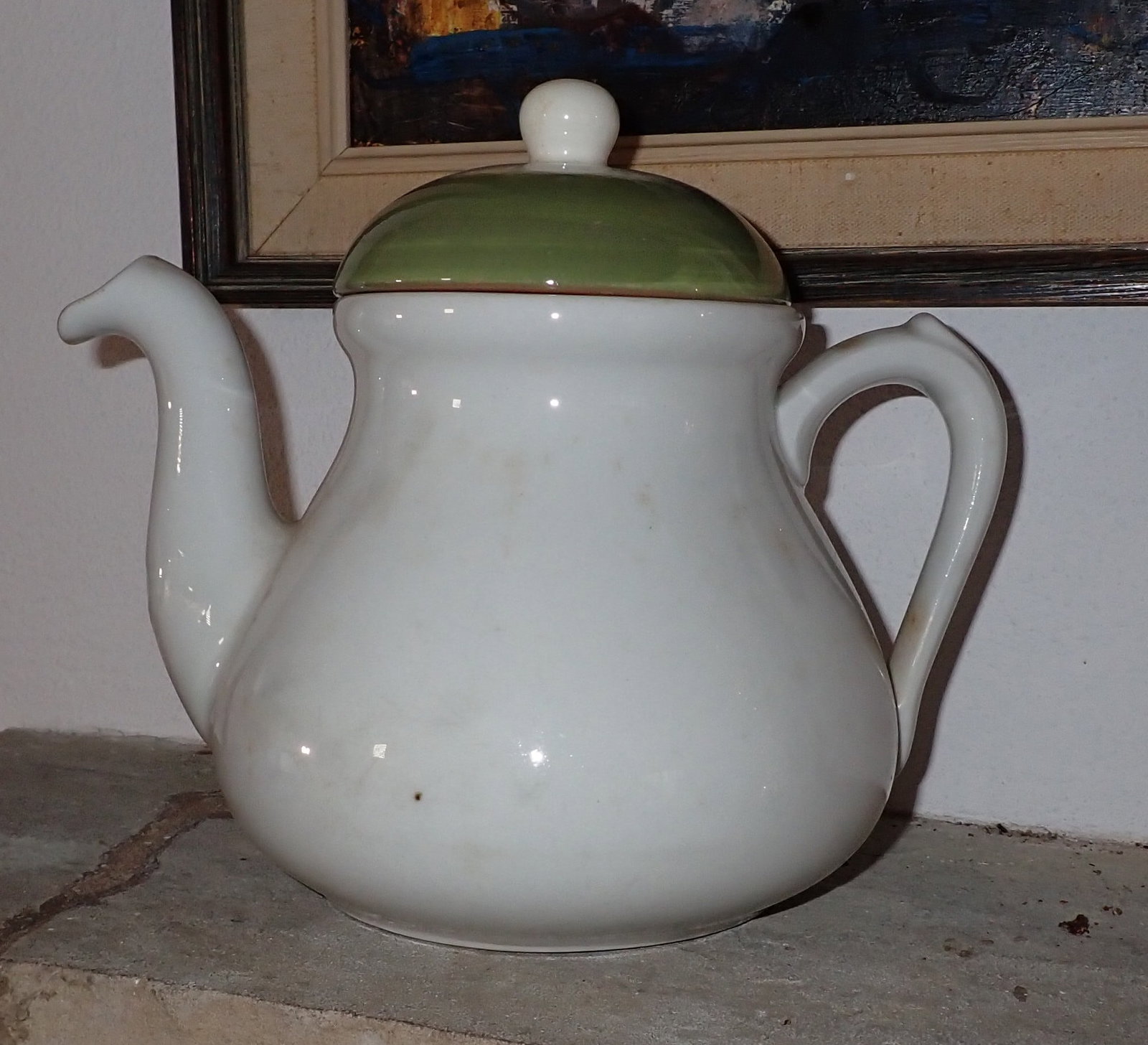 Hall Teapot: Approx 8 1/4" tall