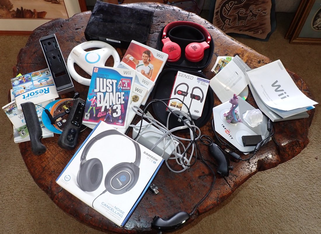 Nintendo Wii JBL Samson Headphones & Misc: Getting all pictured on table.