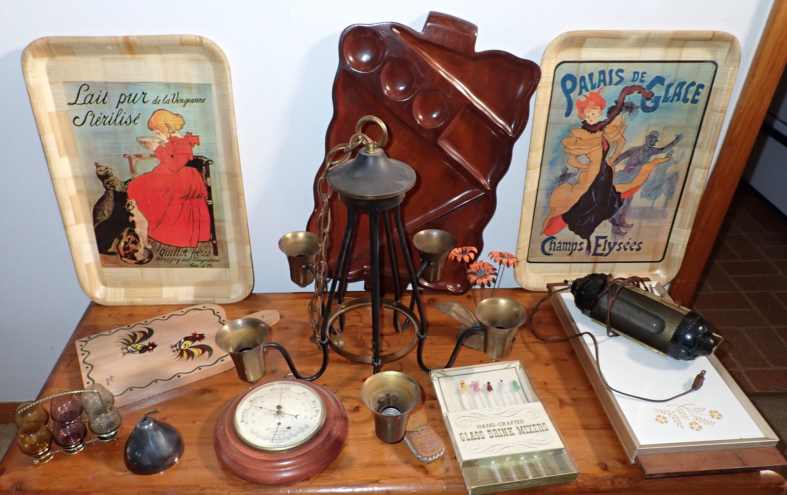 Vintage Chandelier Trays Light & Misc (1 of 9)