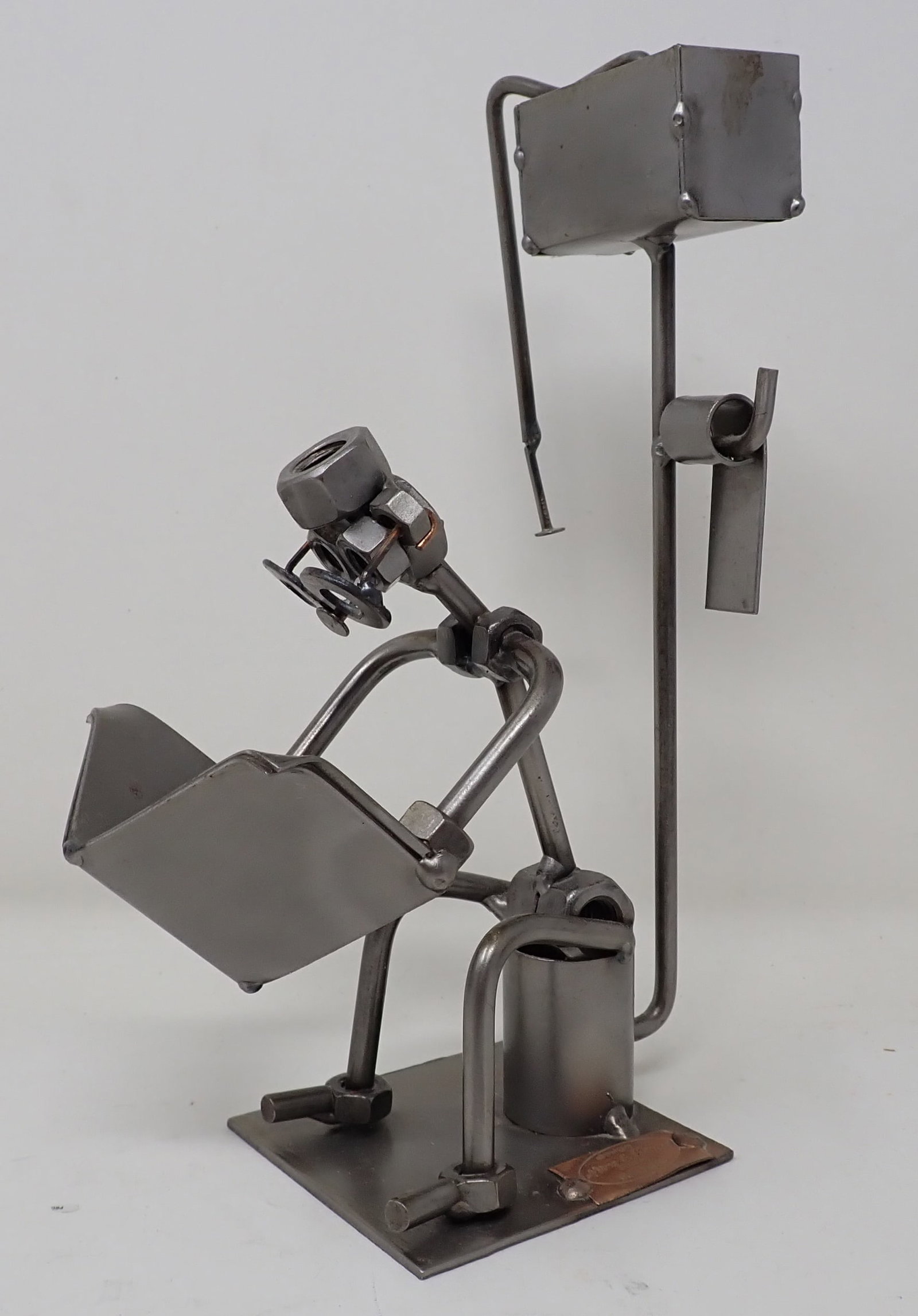 Hine & Kunse Man on Throne Art Sculpture: Iron Art is approx 9" tall