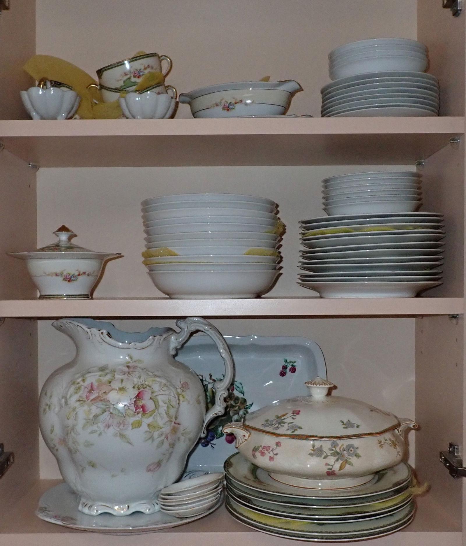 Noritake & Misc China (1 of 9)