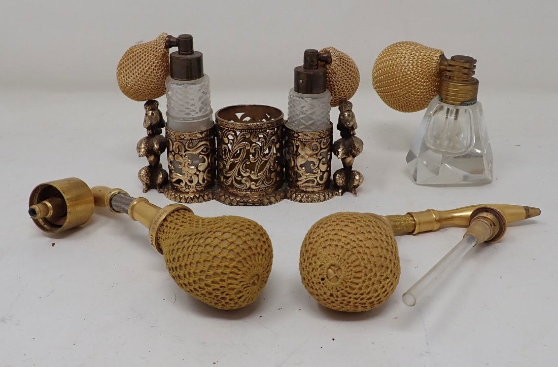 Perfume Bottle Sprayers Poodle Bottle Holder (1 of 6)