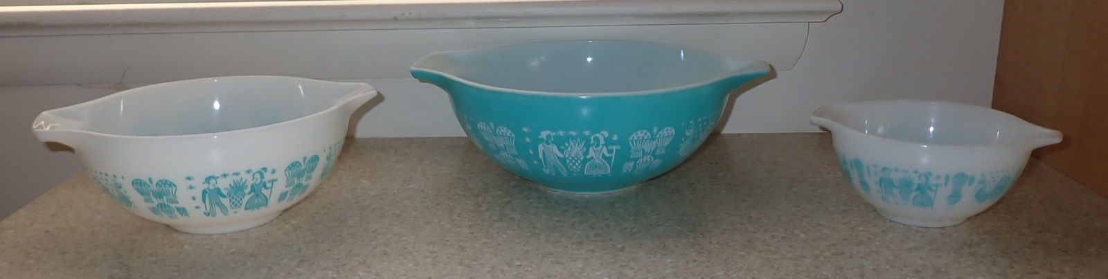 Pyrex Cinderella Bowls (1 of 5)