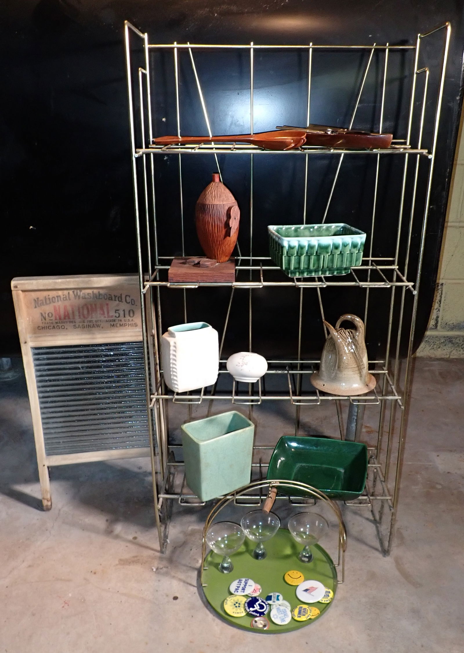 Vintage Shelf Planters Washboard & Misc (1 of 9)