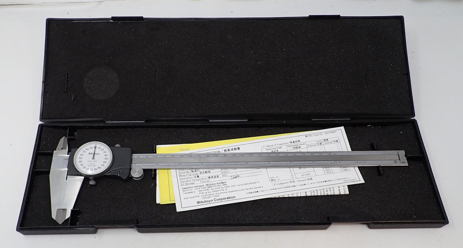 Mitutoyo 505-749 Dial Caliper (1 of 4)