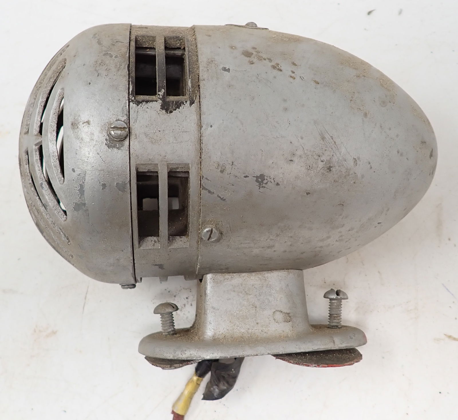 Federal Sign & Signal Fire Truck Siren (1 of 3)