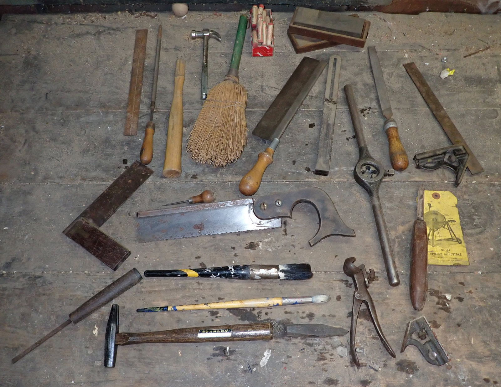 Stanley Finish Hammer Saw Set Sharpening Stone Tap Handle (1 of 9)