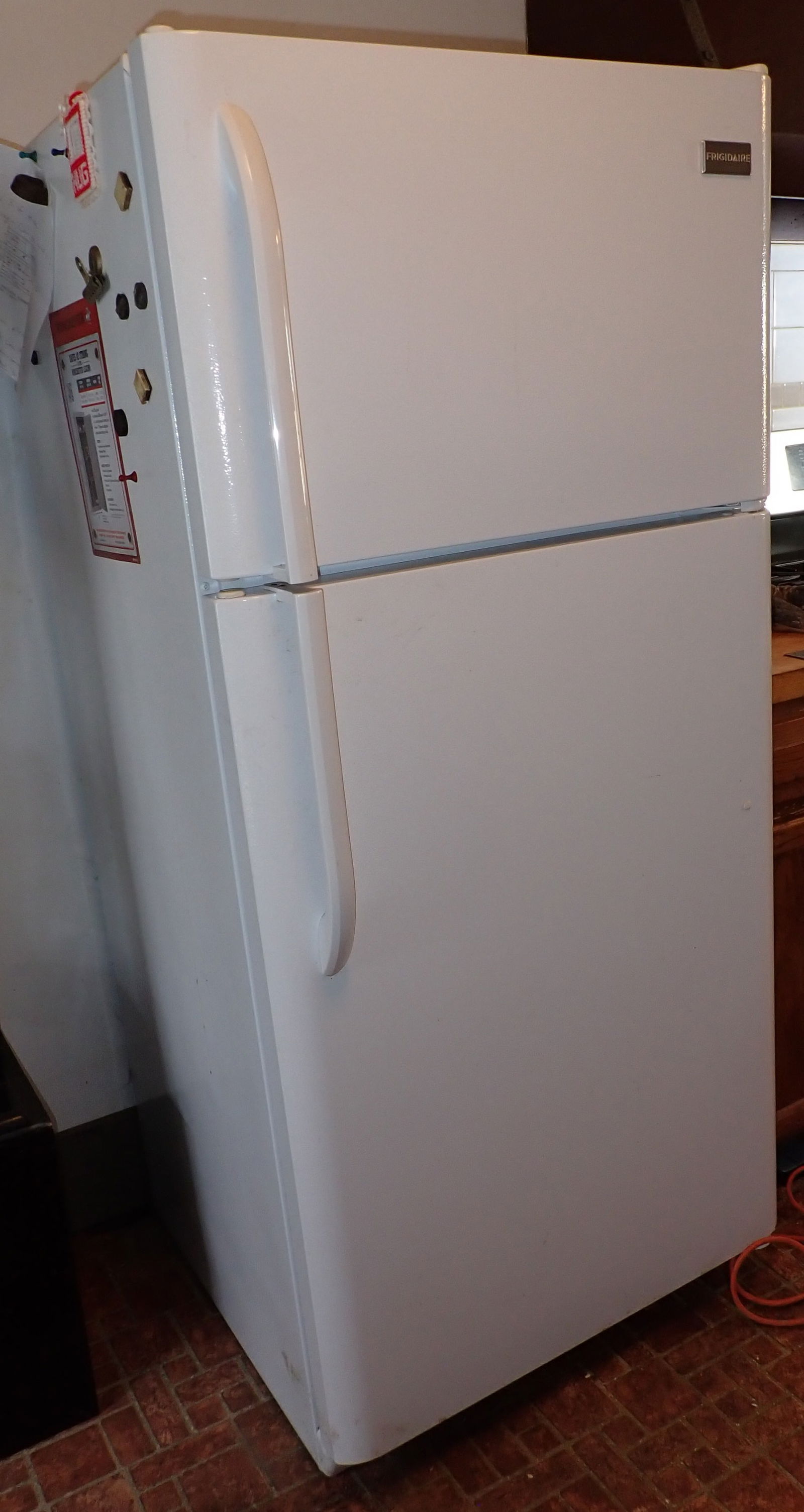 Frigidaire Refrigerator (1 of 4)