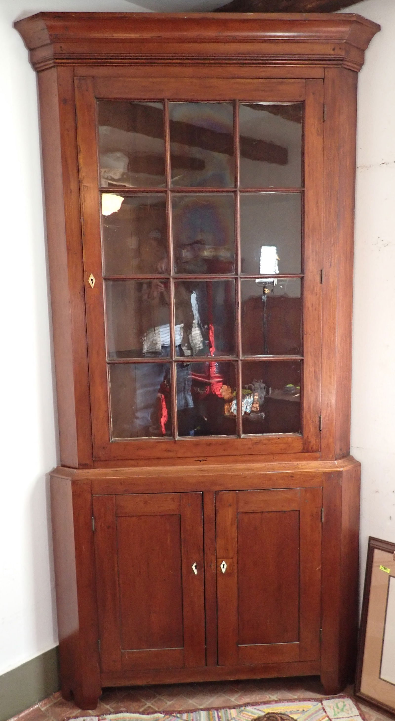 2pc Cherry 12 Pane Corner Cupboard (1 of 14)