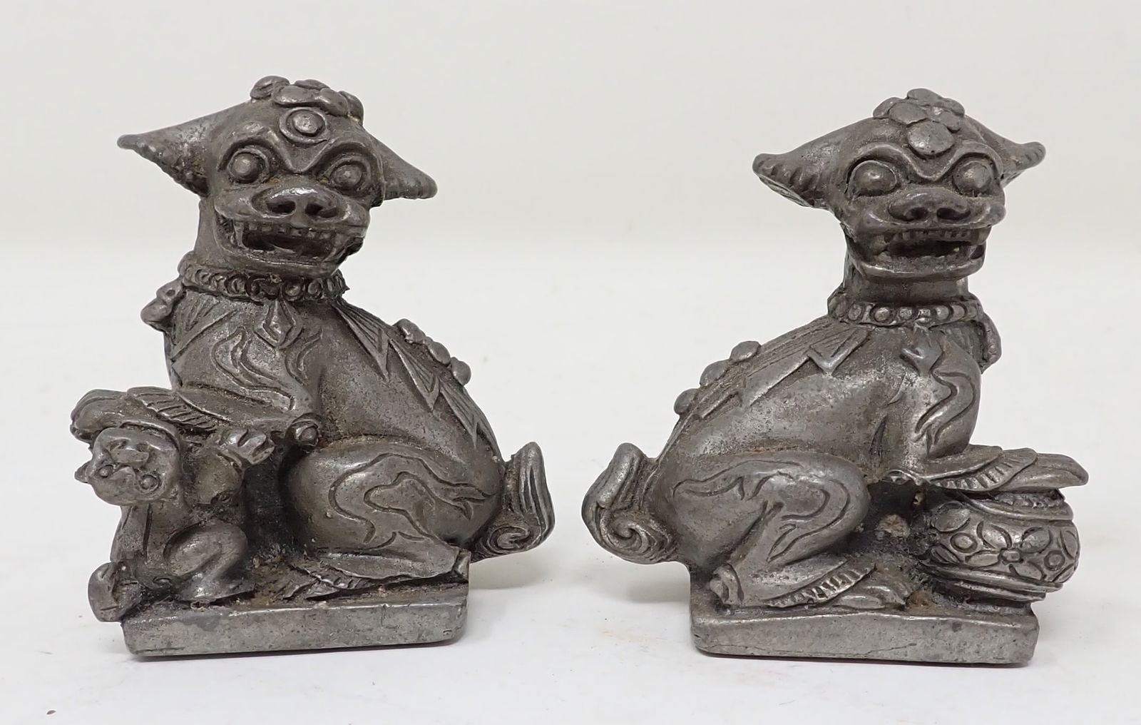 2 Pewter Chinese Foo Dogs (1 of 5)