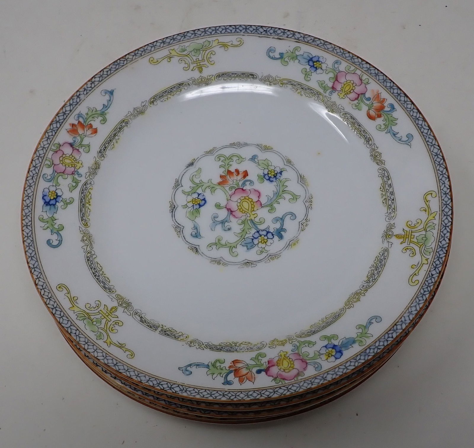 5 Noritake Kiva Plates: Approx 7 5/8" in diameter