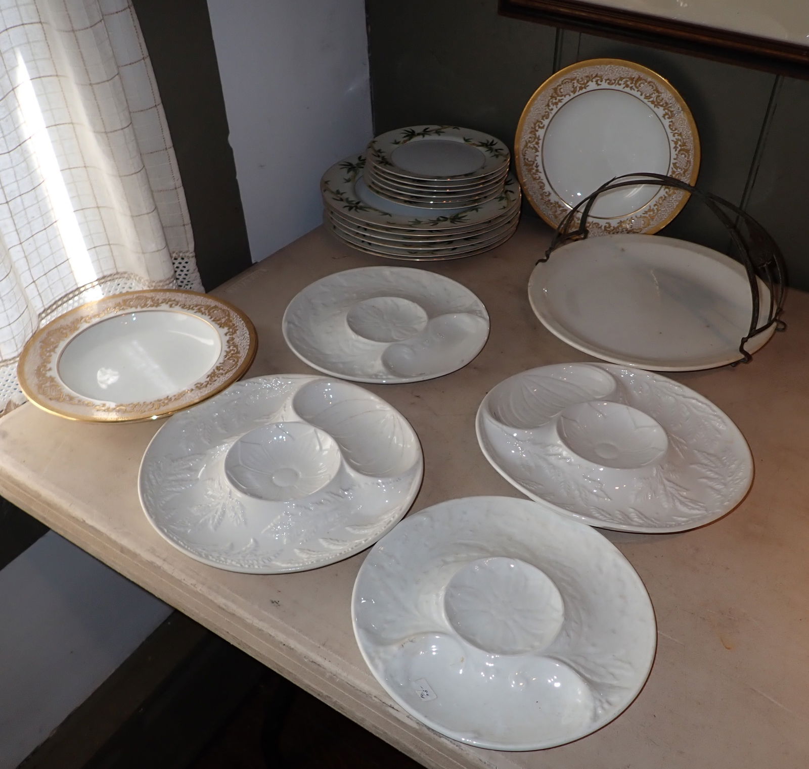 Misc Plates / Dishes (1 of 5)