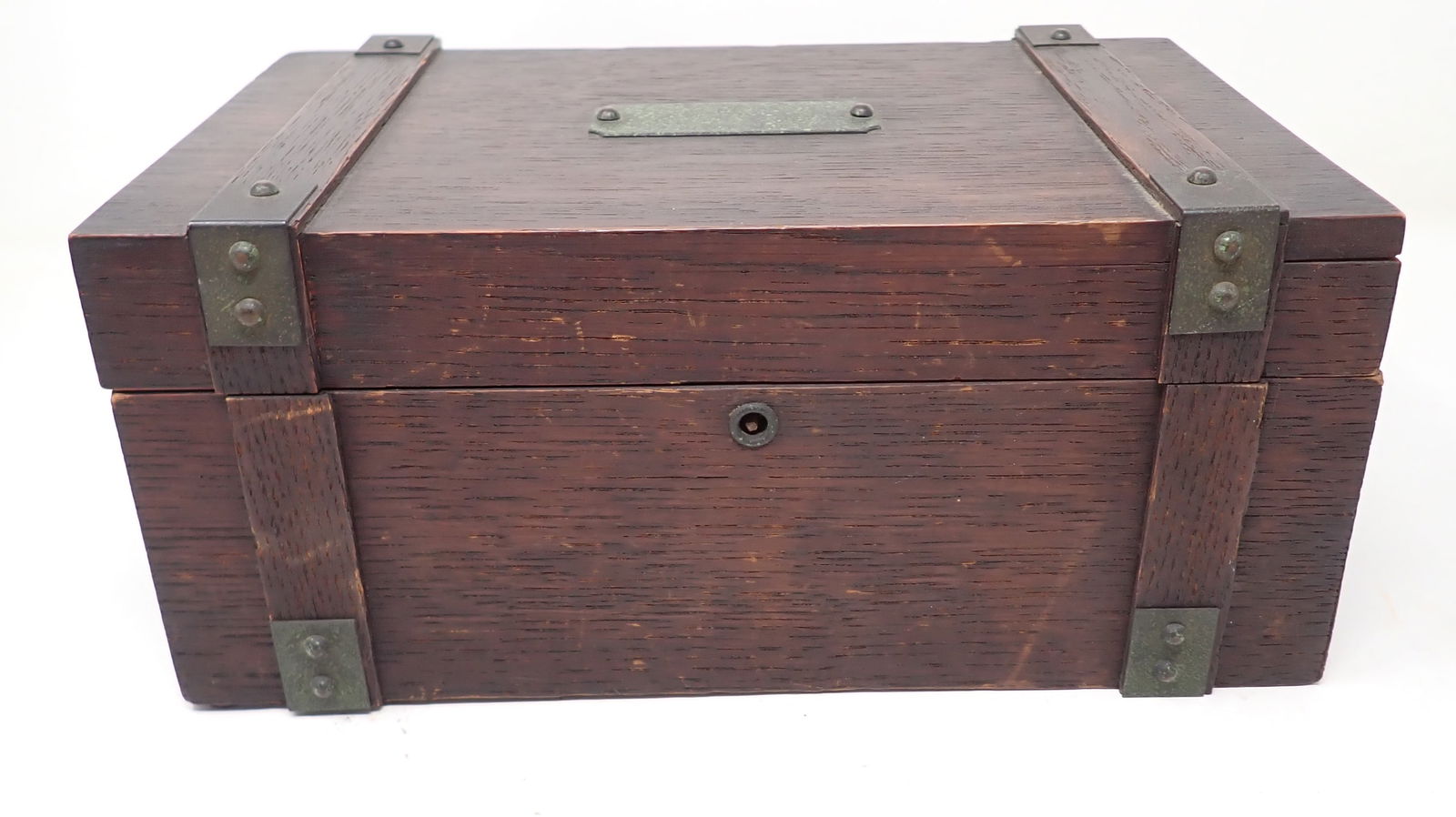 Arts & Crafts Style Oak Box (1 of 7)