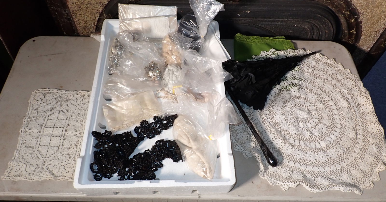 Beaded Items Doilies Lace Parasol (1 of 6)