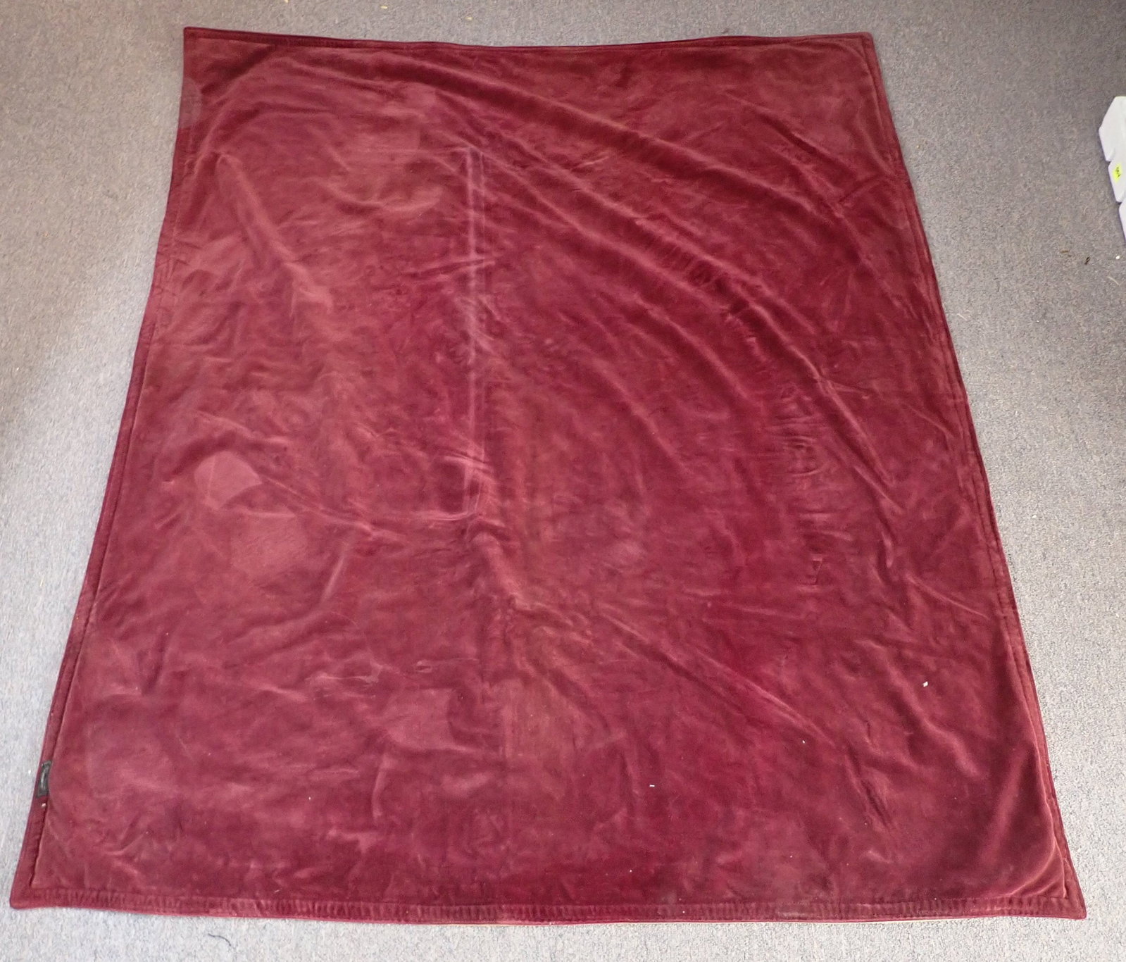Lap Robe: Apprx 53" x 67"